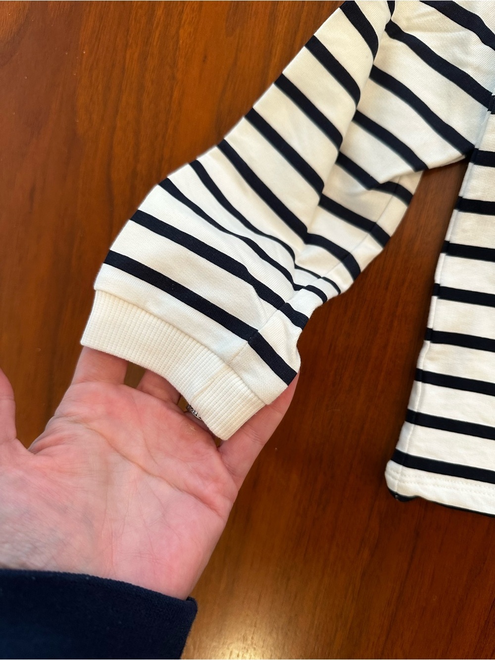 NWOT H&M Girls White & Black Striped Long-Sleeve Top with Ruffle shoulder - Picture 3 of 4